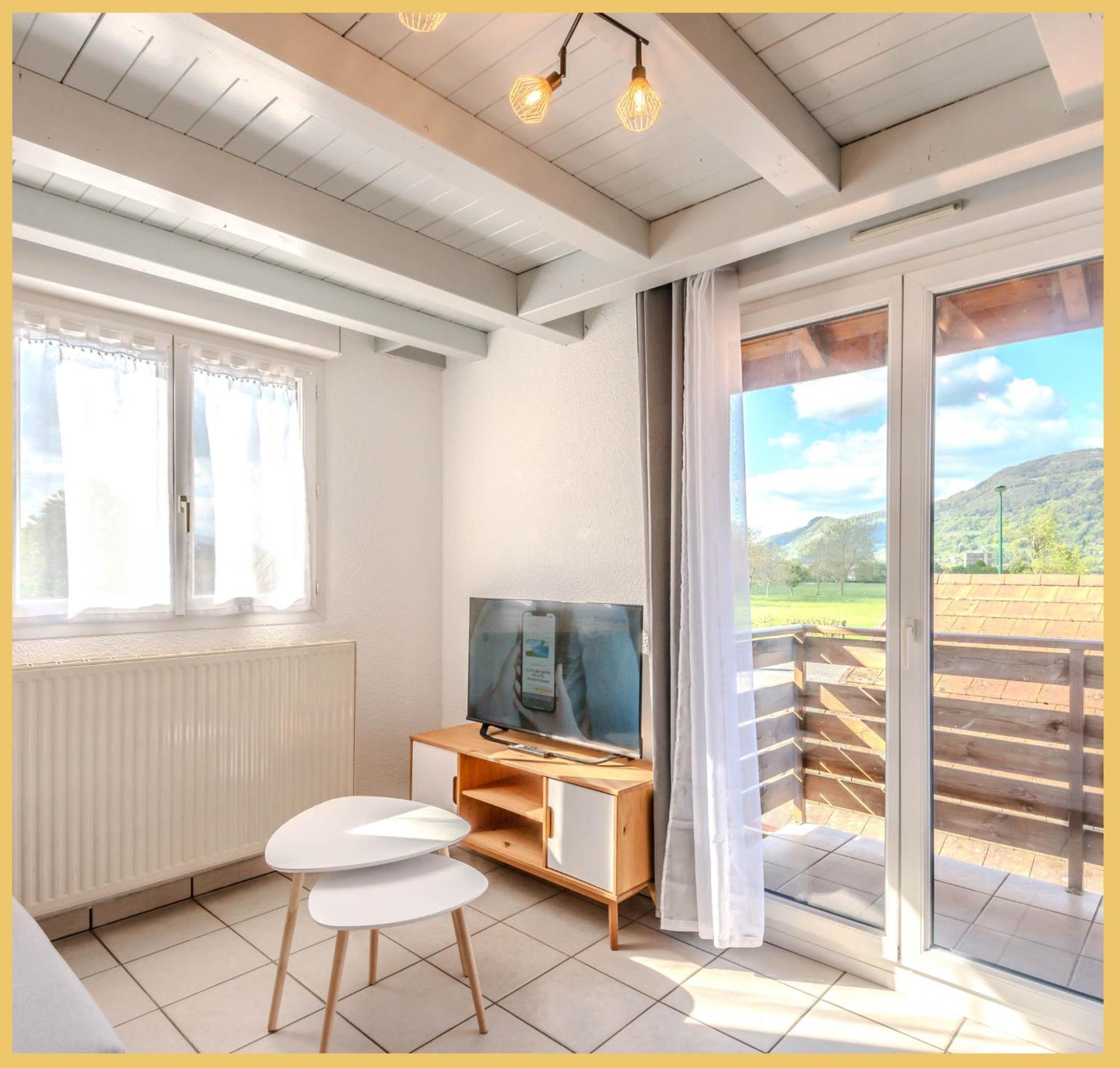 Le Faucigny Apartment Saint-Pierre-en-Faucigny Exterior photo